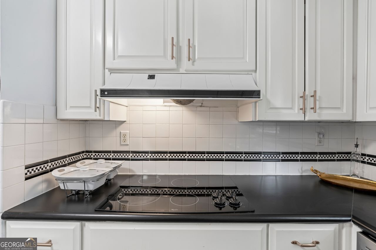 4110 OAK CREST Tucker - 25