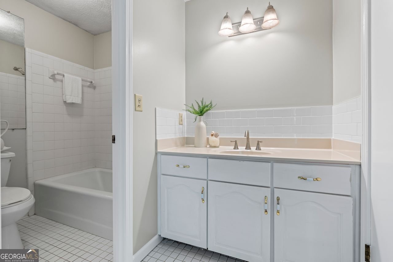 4110 OAK CREST Tucker - 28