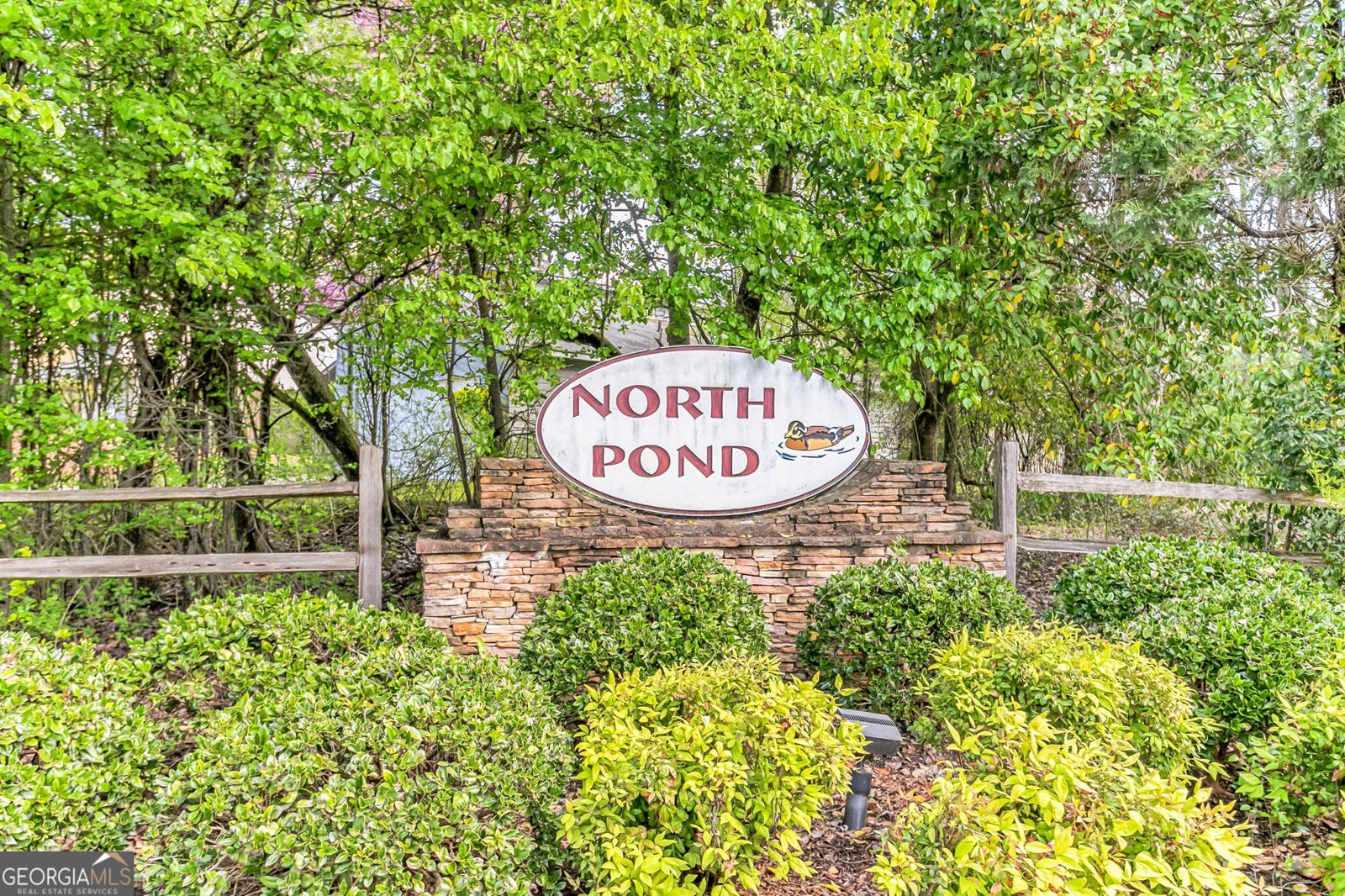125 Pond Way Roswell - 3