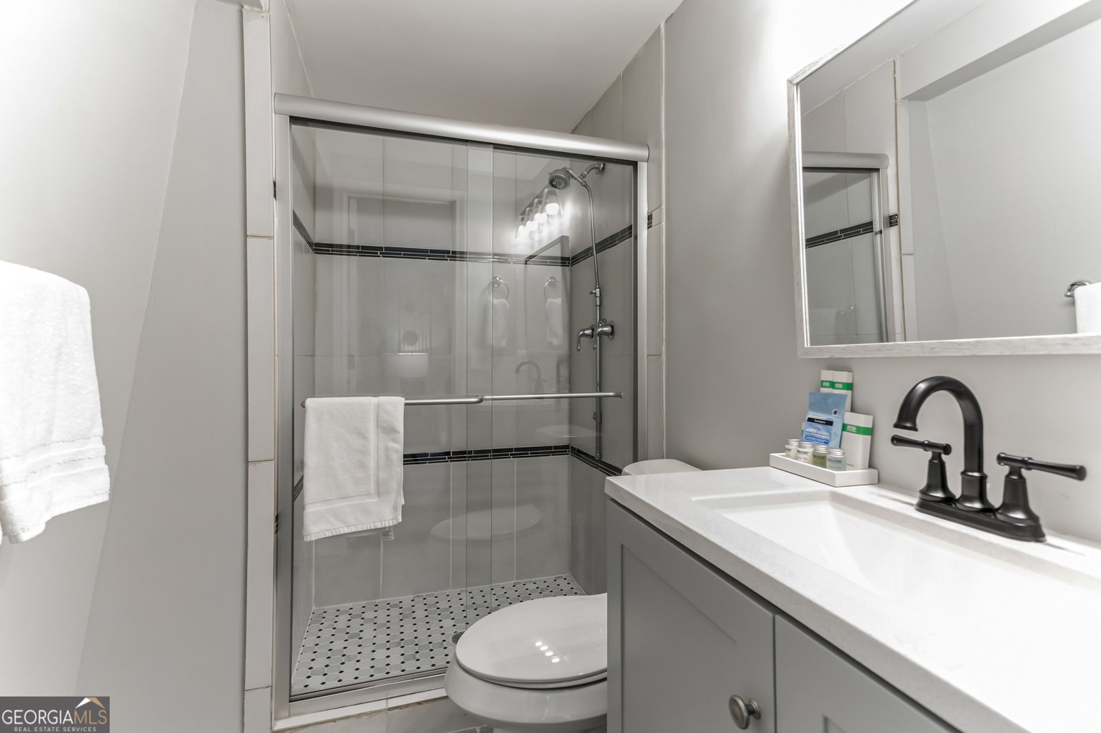 125 Pond Way Roswell - 30