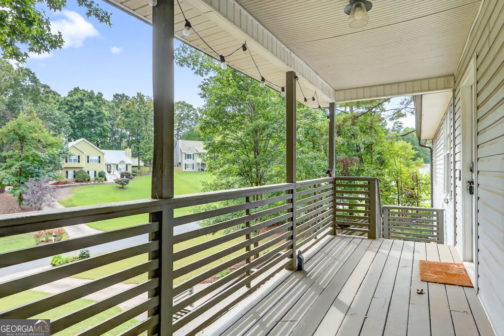 8635 Sapphire Lane Gainesville - 18