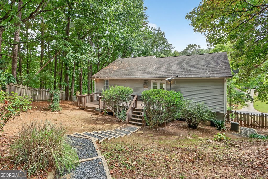 8635 Sapphire Lane Gainesville - 34