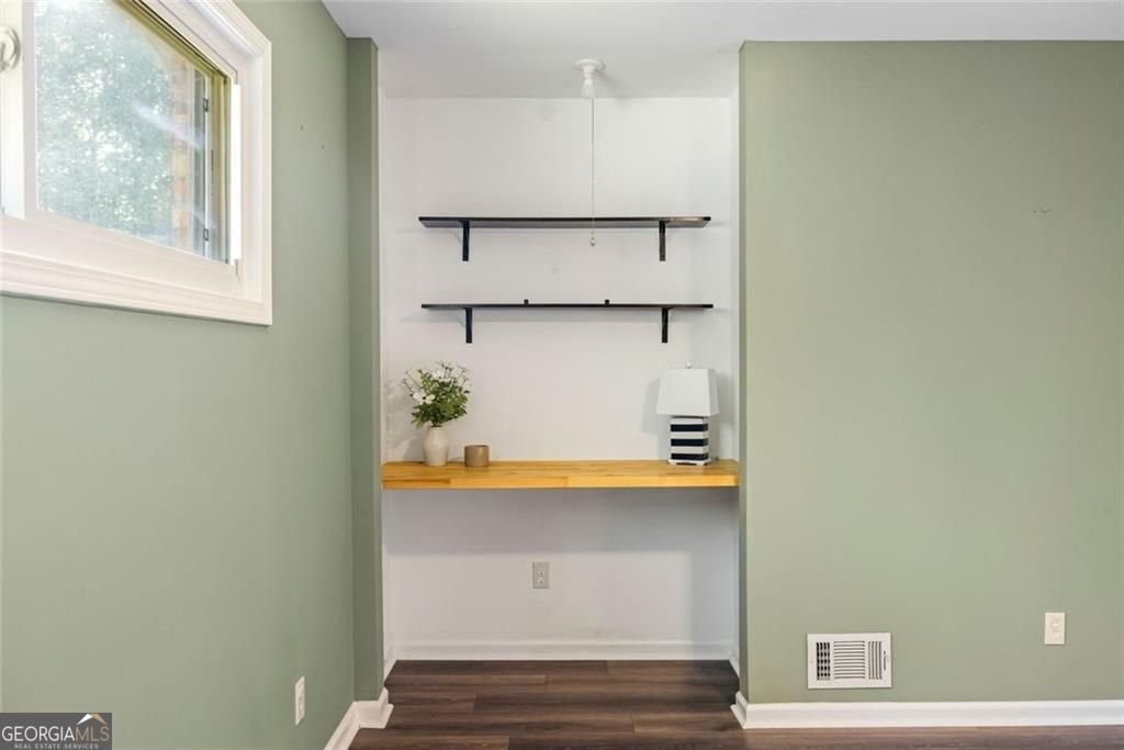 2587 Windwood Court Atlanta - 3
