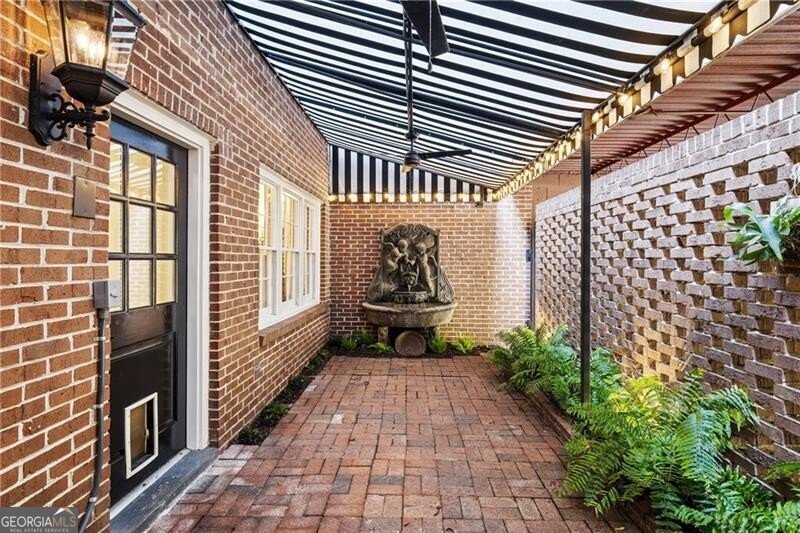 3050 Margaret Mitchell Drive Atlanta - 23