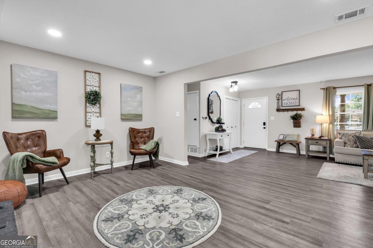111 Carlton Road Savannah - 28