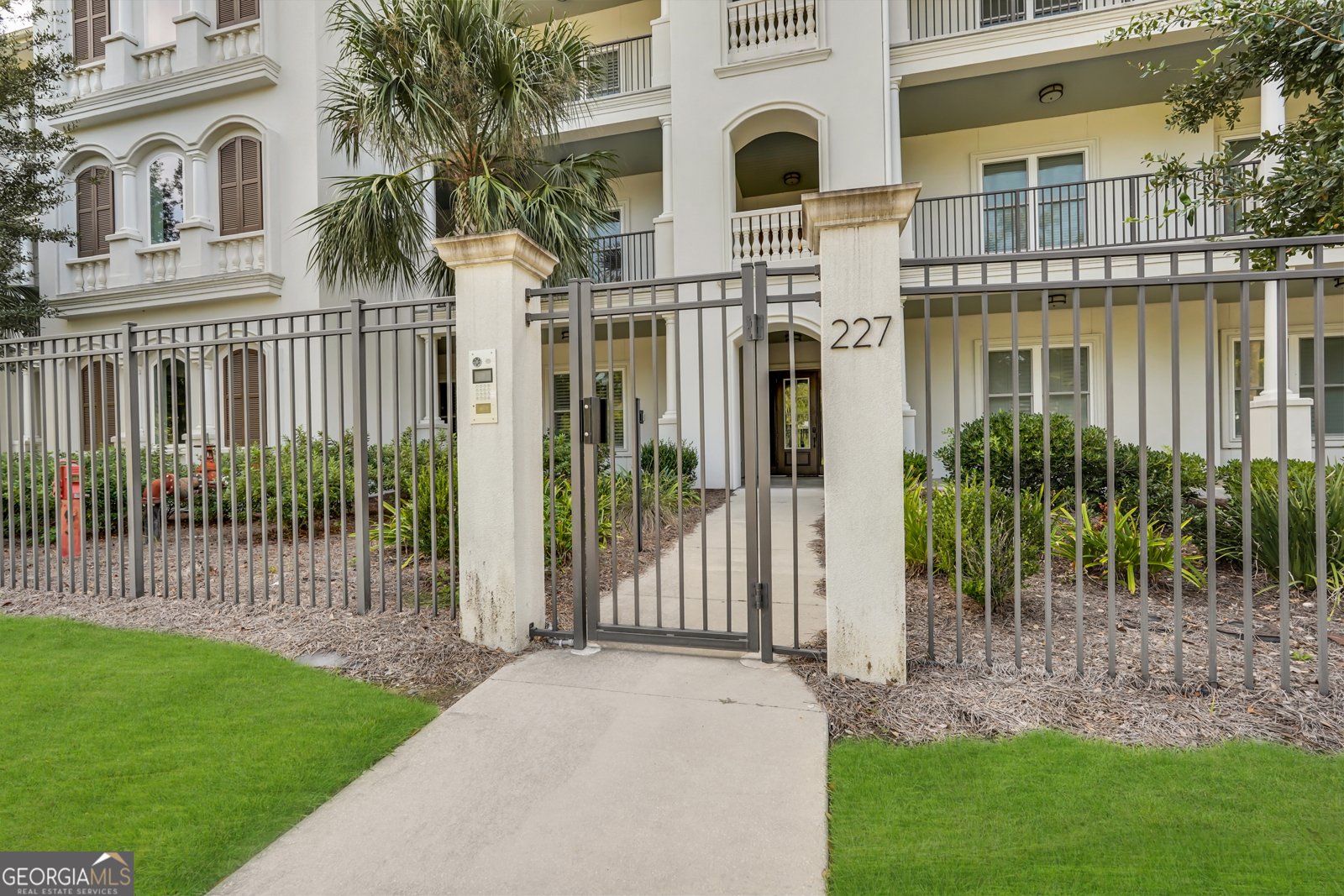 227 Fort King George Drive Darien - 3