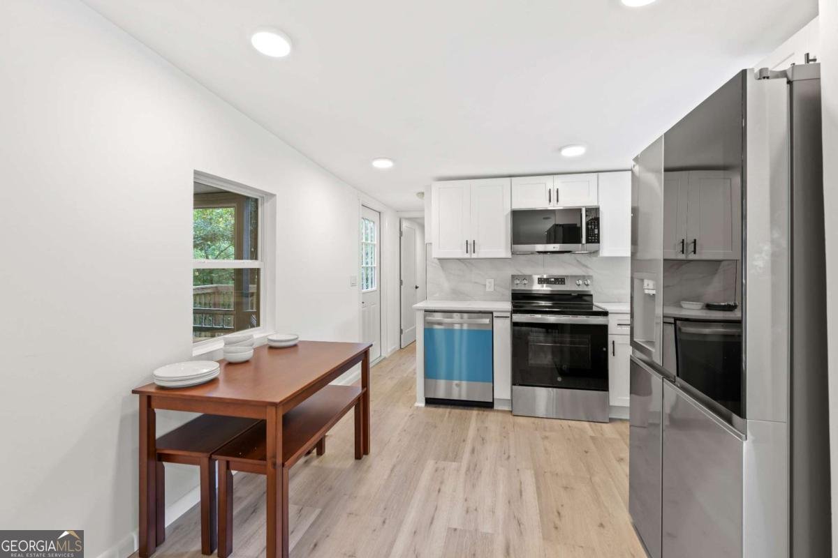 3551 Monroe Circle Gainesville - 33