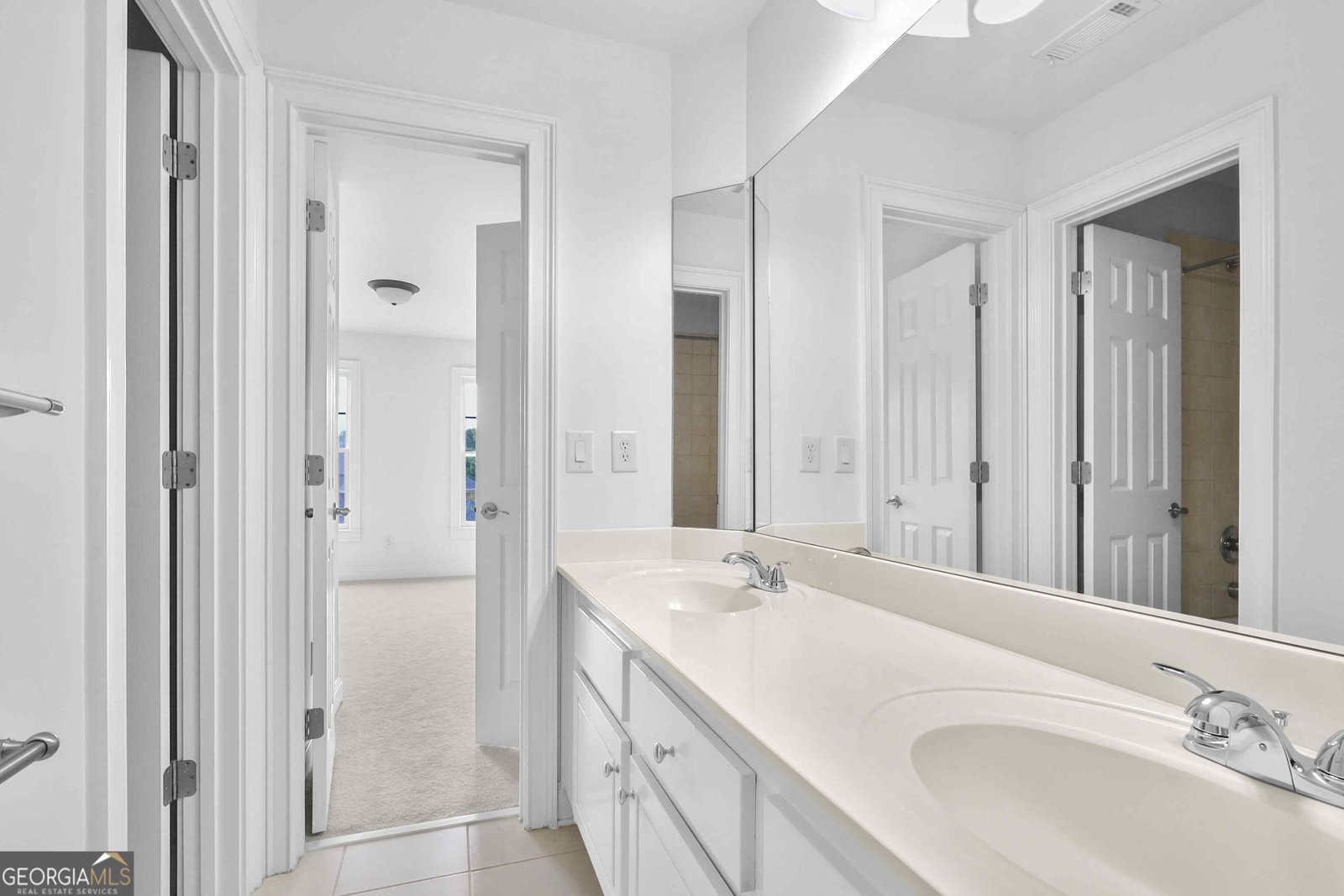 5865 Trailwood Court Suwanee - 27