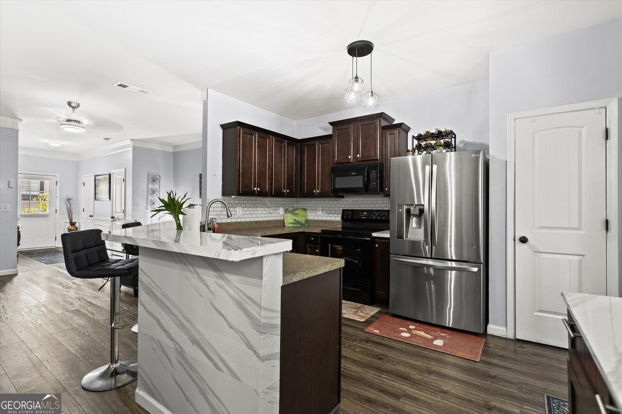 116 SPRING WAY Square Canton - 25