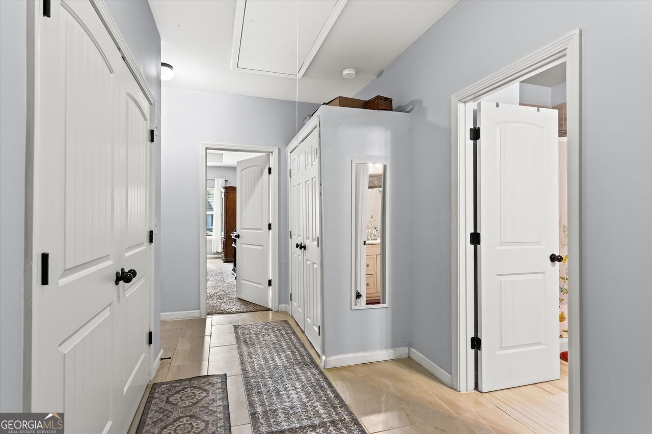 116 SPRING WAY Square Canton - 32