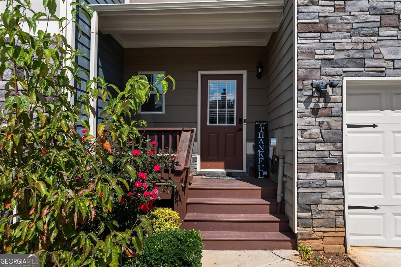 116 SPRING WAY Square Canton - 50
