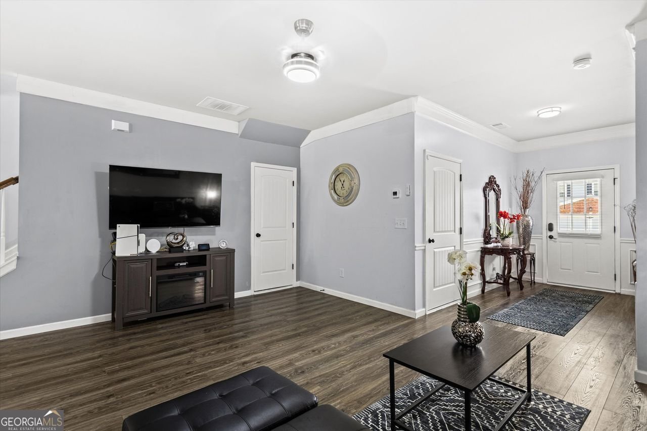 116 SPRING WAY Square Canton - 53