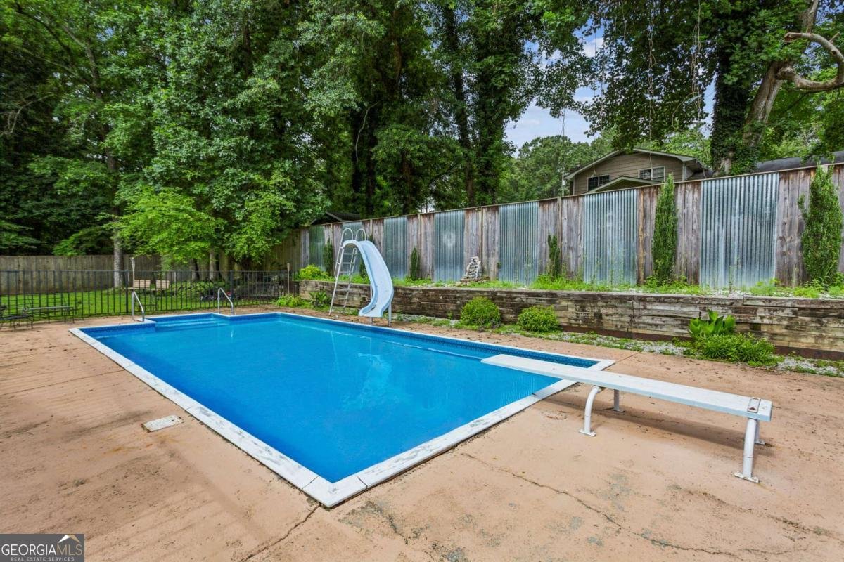 6889 Kingsboro Drive Lithia Springs - 4
