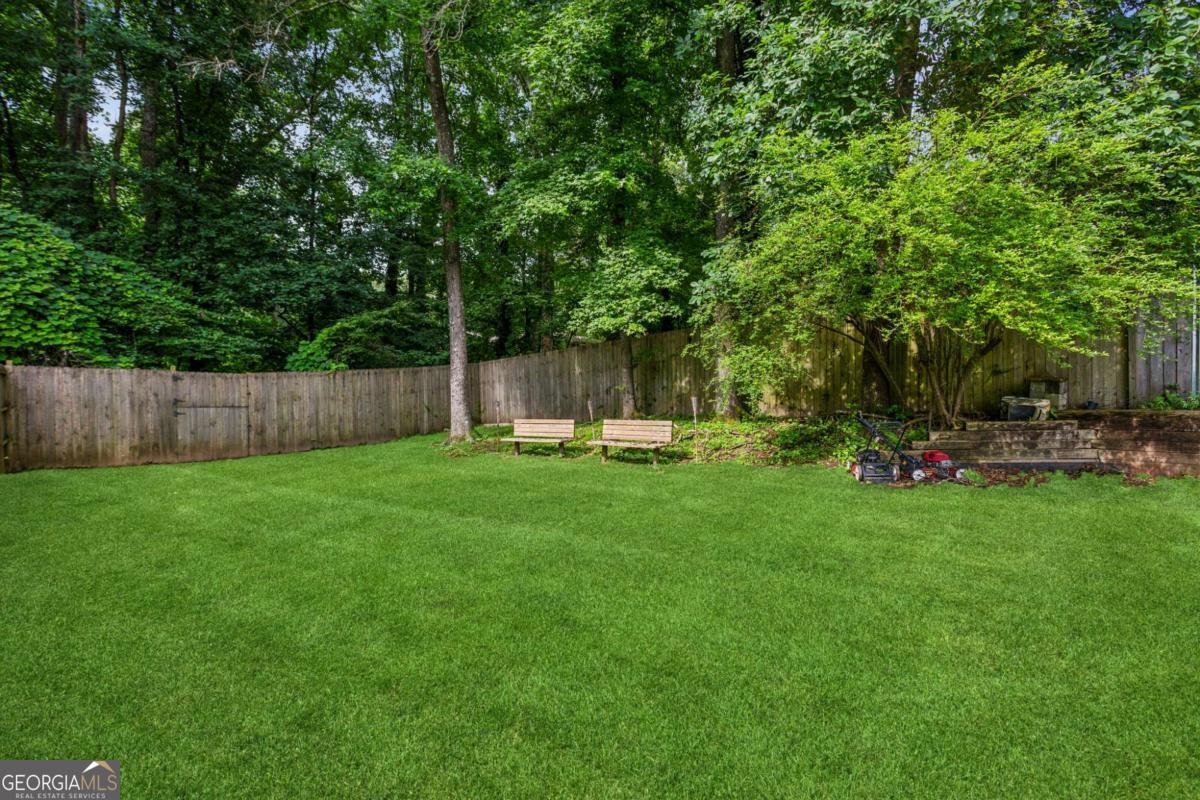 6889 Kingsboro Drive Lithia Springs - 6