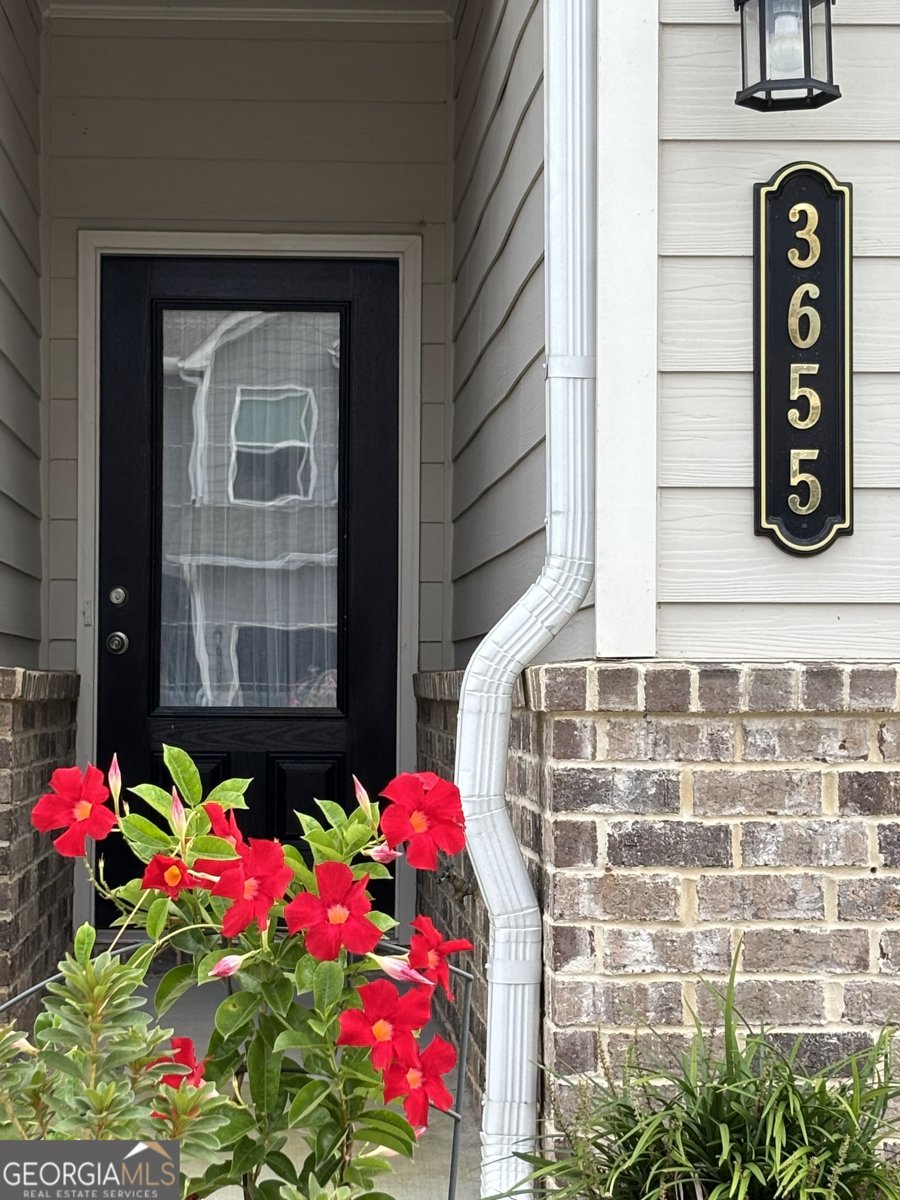 3655 Acorn Drive Oakwood - 3