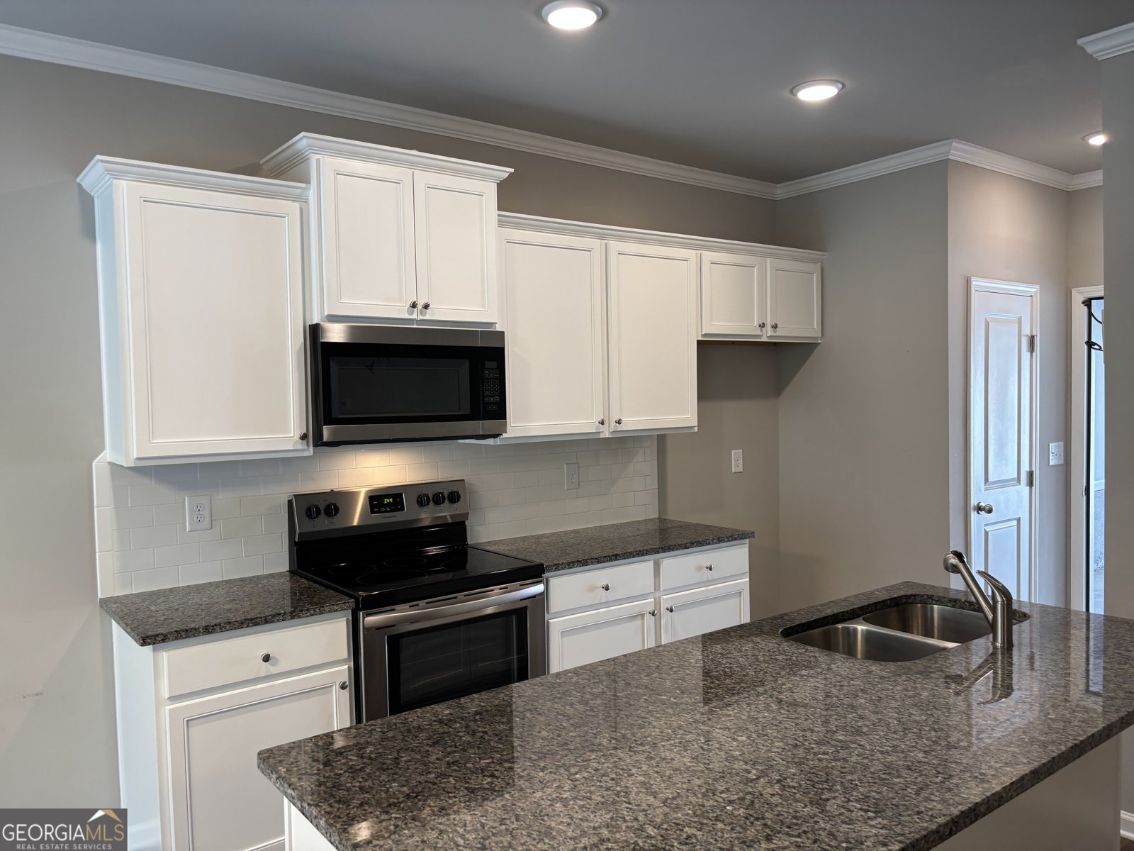 3655 Acorn Drive Oakwood - 7