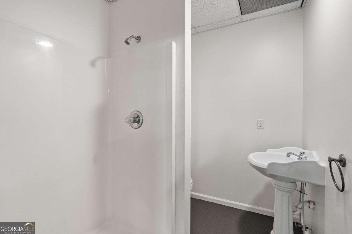 5654 Fairmount Highway Calhoun - 36