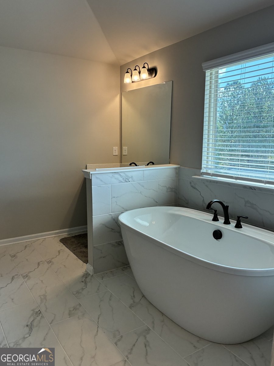 161 Donovan Avenue Locust Grove - 22