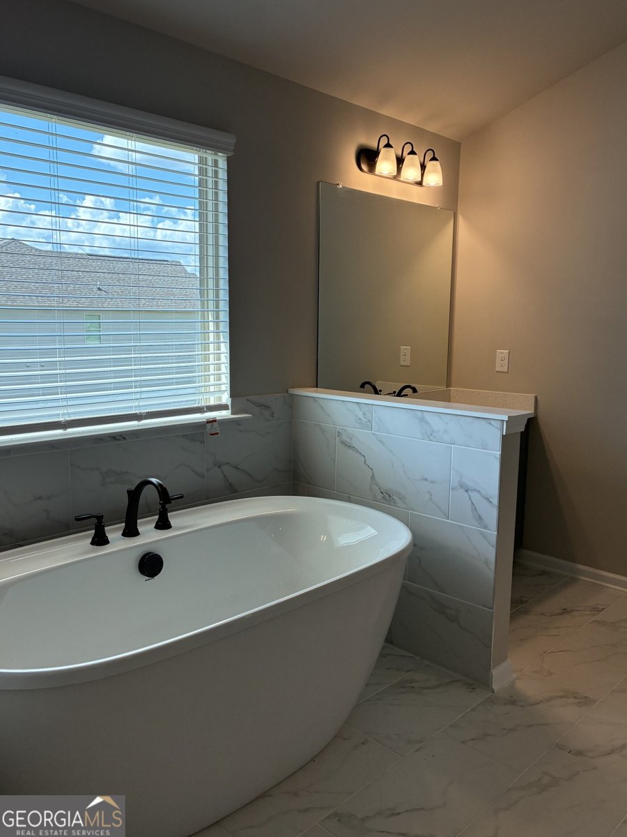 161 Donovan Avenue Locust Grove - 23