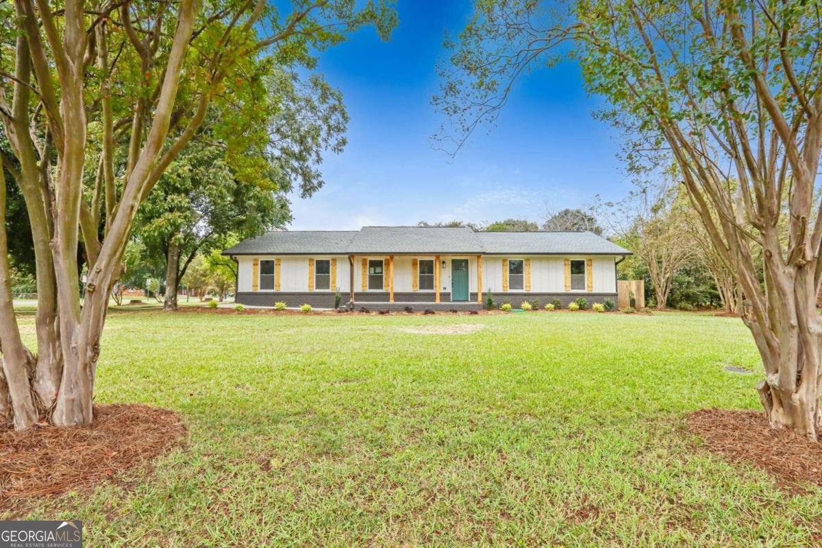 602 Grassdale Road Cartersville - 1