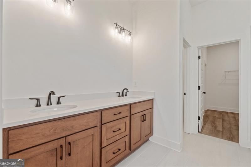 8340 Creekside Overlook Drive Gainesville - 27