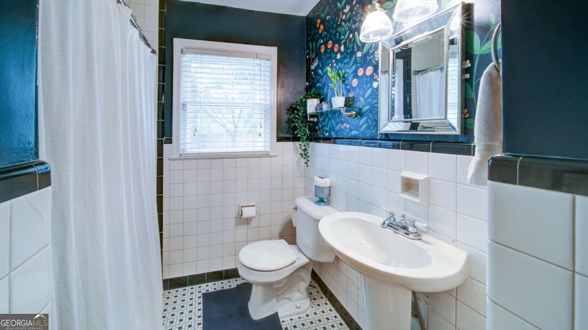 1457 Enota Avenue Gainesville - 22