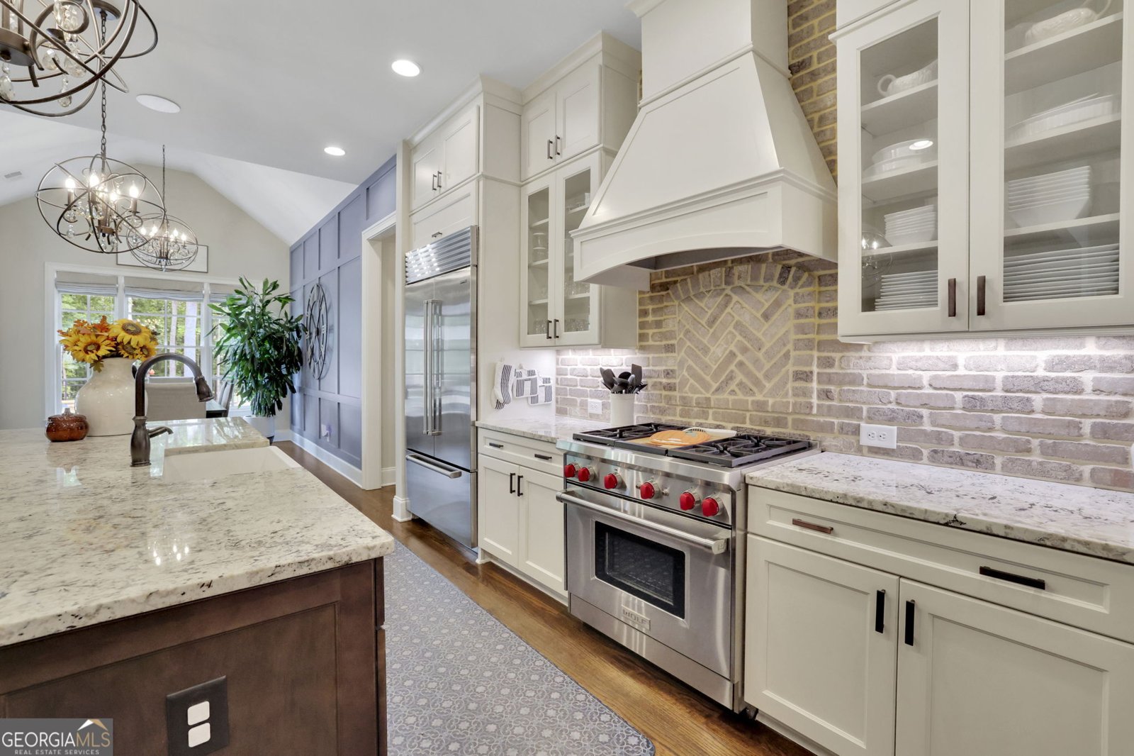 1013 Summit View Lane Alpharetta - 2