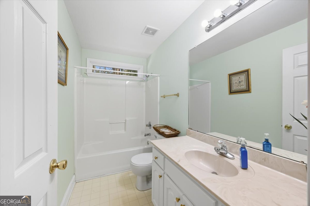 132 Pineworth Pointe Drive Macon - 13