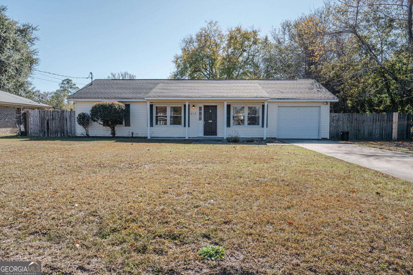 617 Pineview Court Hinesville - 1