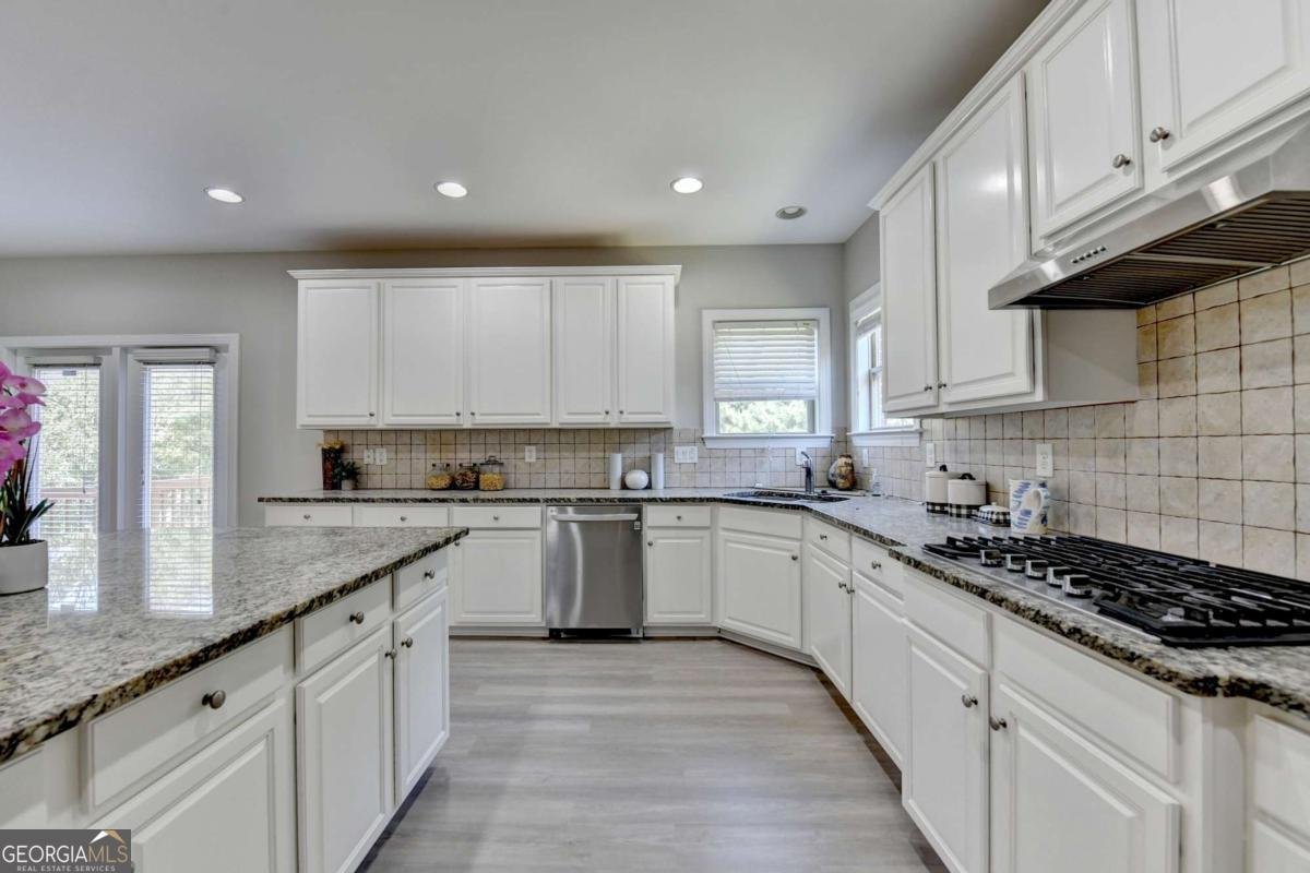 4805 SHELBOURNE Drive Cumming - 17