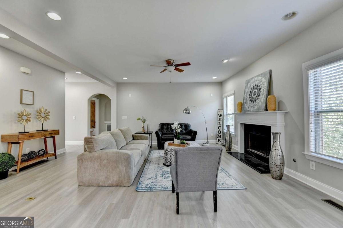 4805 SHELBOURNE Drive Cumming - 21