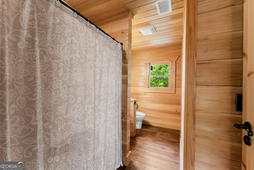 994 Whispering Pine Lane Cherry Log - 13