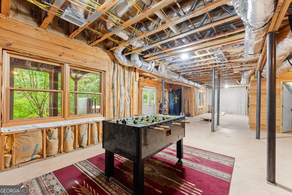 994 Whispering Pine Lane Cherry Log - 22