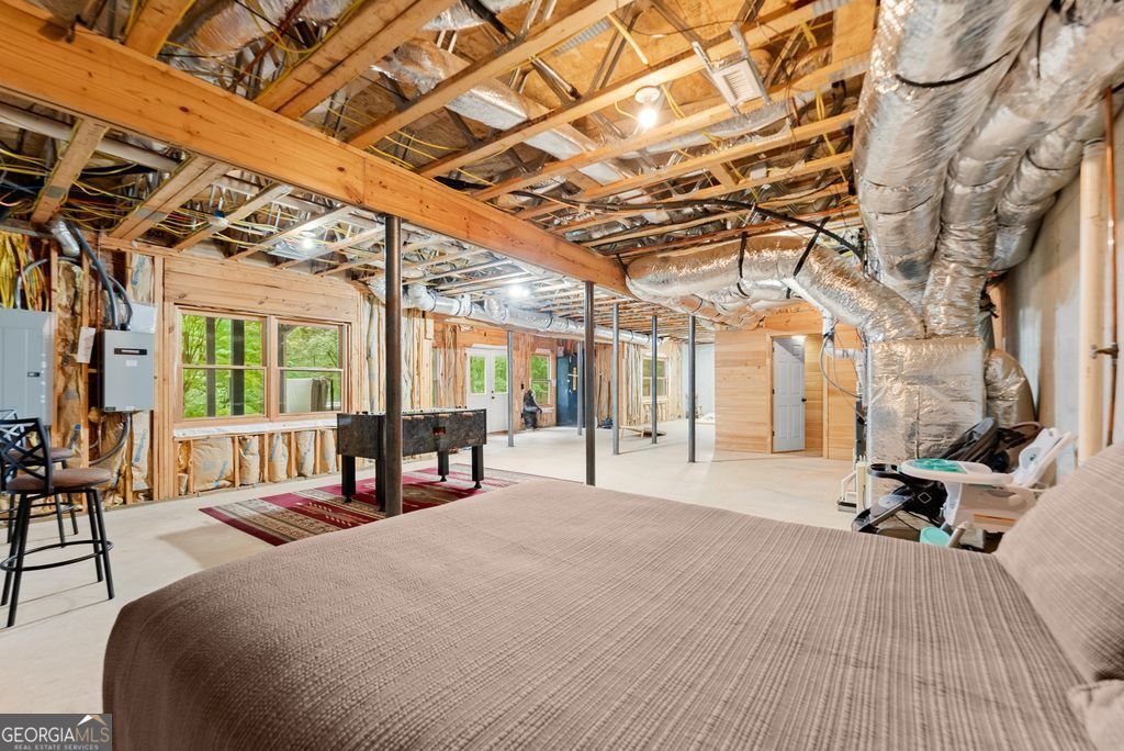 994 Whispering Pine Lane Cherry Log - 23