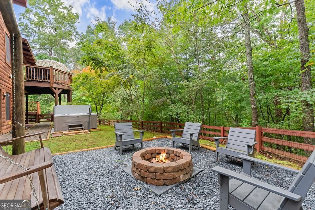 994 Whispering Pine Lane Cherry Log - 31