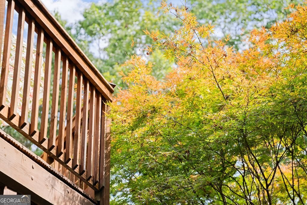 994 Whispering Pine Lane Cherry Log - 42