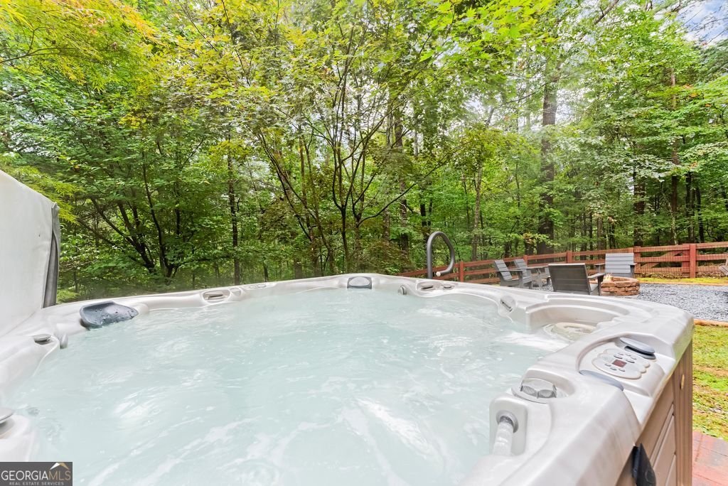 994 Whispering Pine Lane Cherry Log - 68