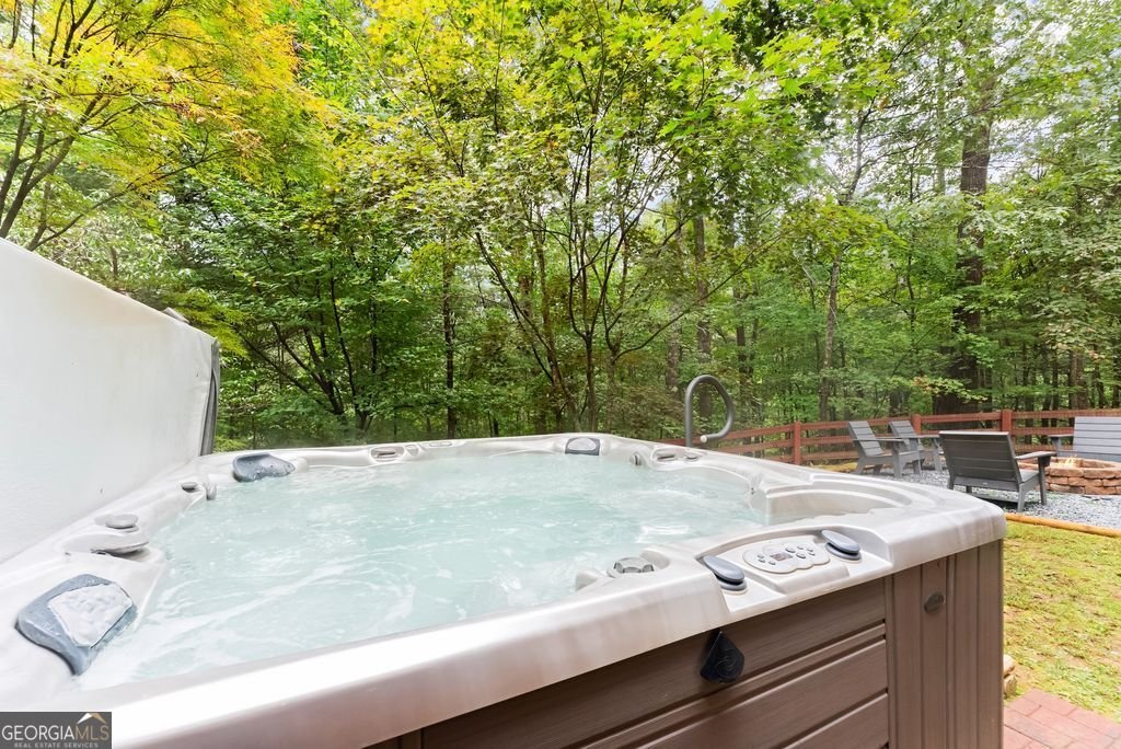 994 Whispering Pine Lane Cherry Log - 69