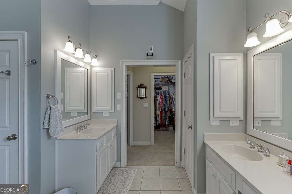 5703 Community Lane Hoschton - 1