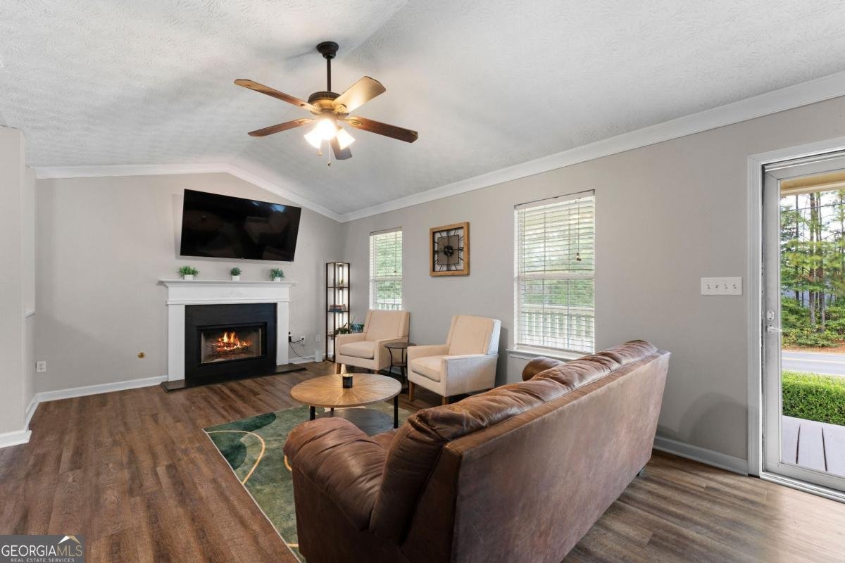 1890 Seals Road Dallas - 7