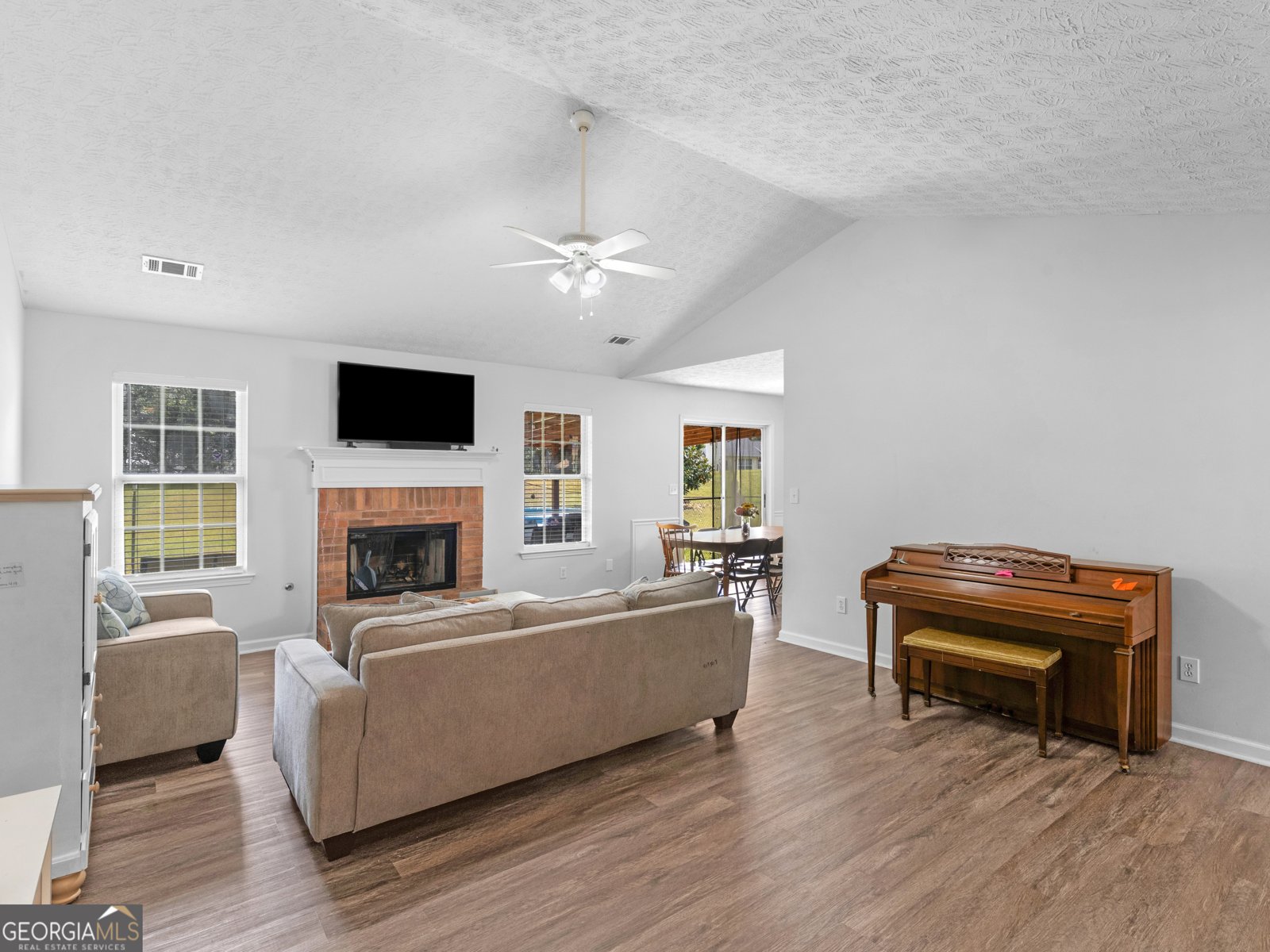 1740 Graystone Drive Hampton - 10