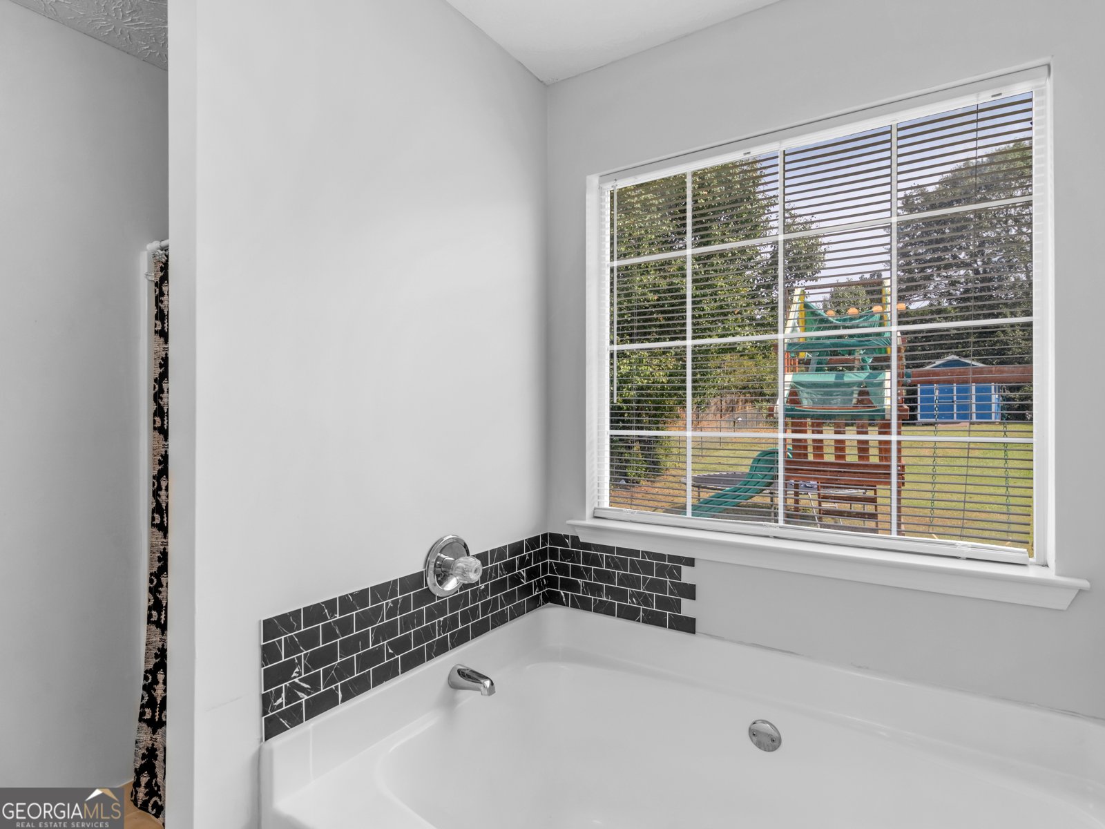 1740 Graystone Drive Hampton - 39
