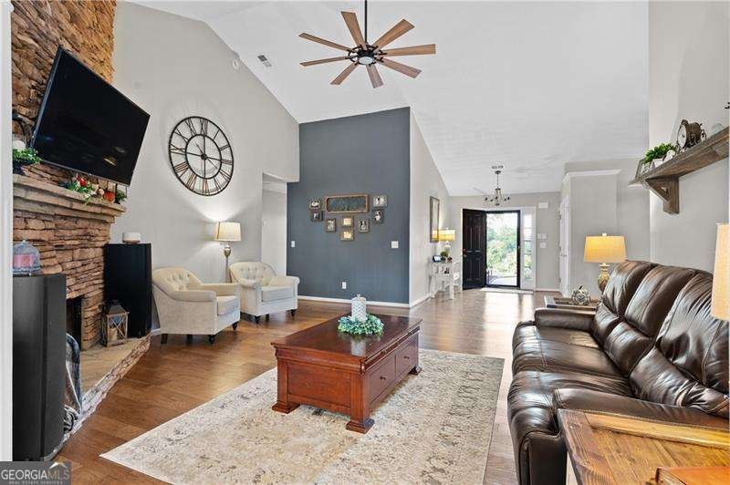 272 Kades Cove Drive Dallas - 8