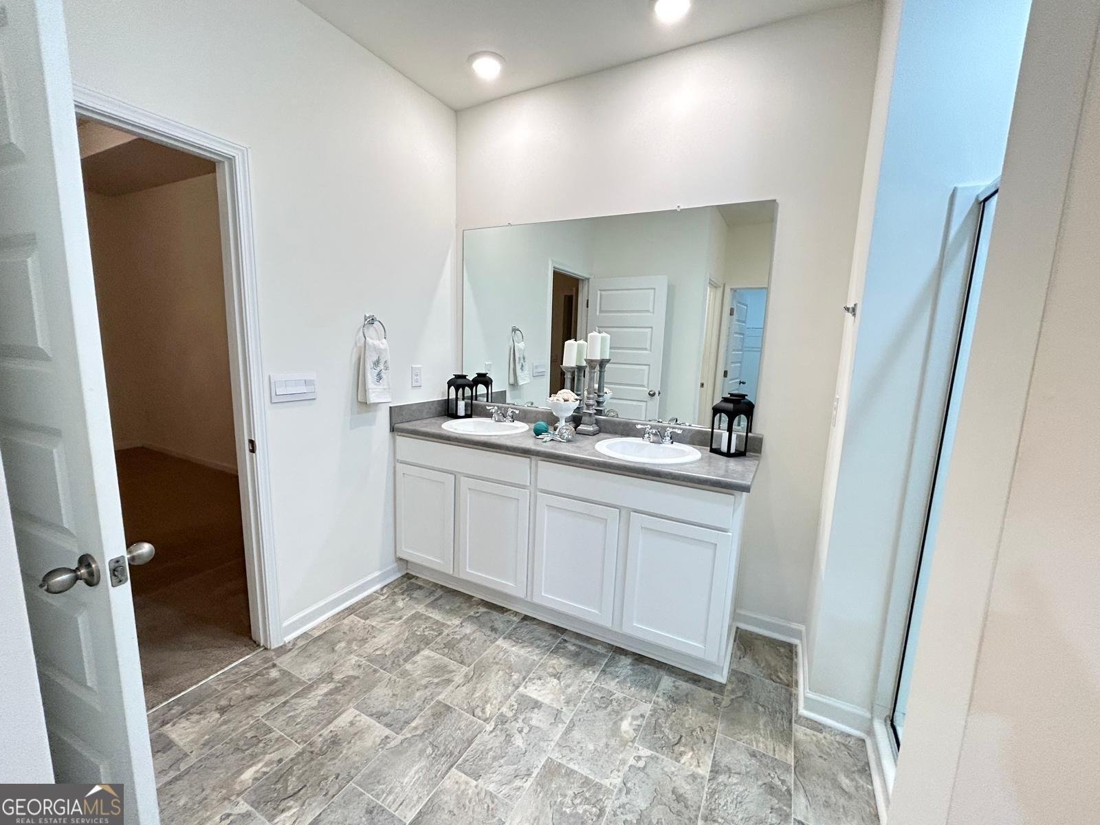 215 Barnyard Way Perry - 19