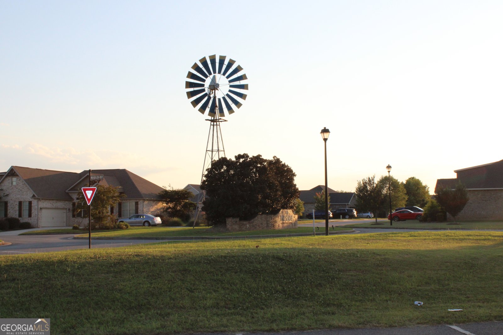 215 Barnyard Way Perry - 24