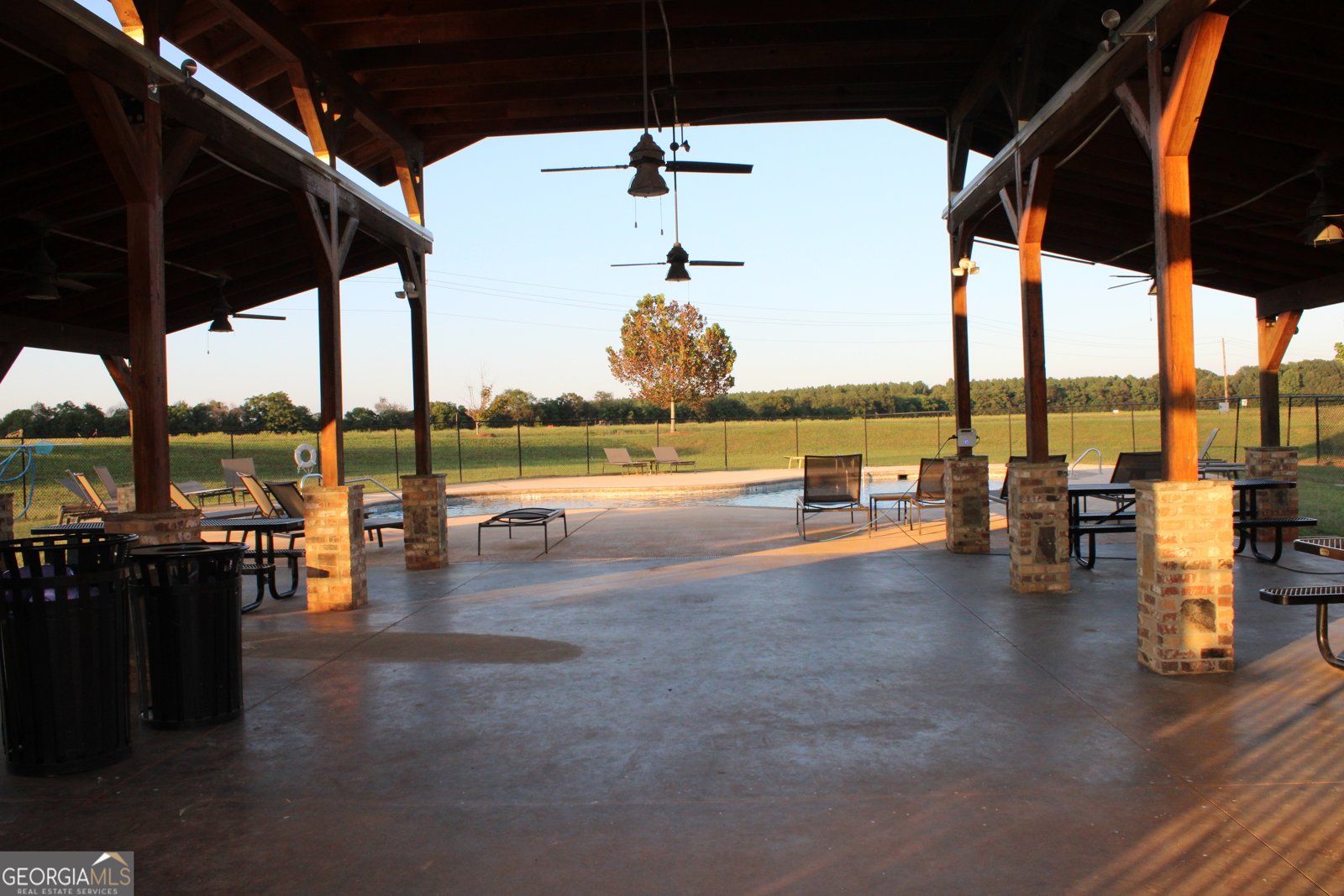 215 Barnyard Way Perry - 27