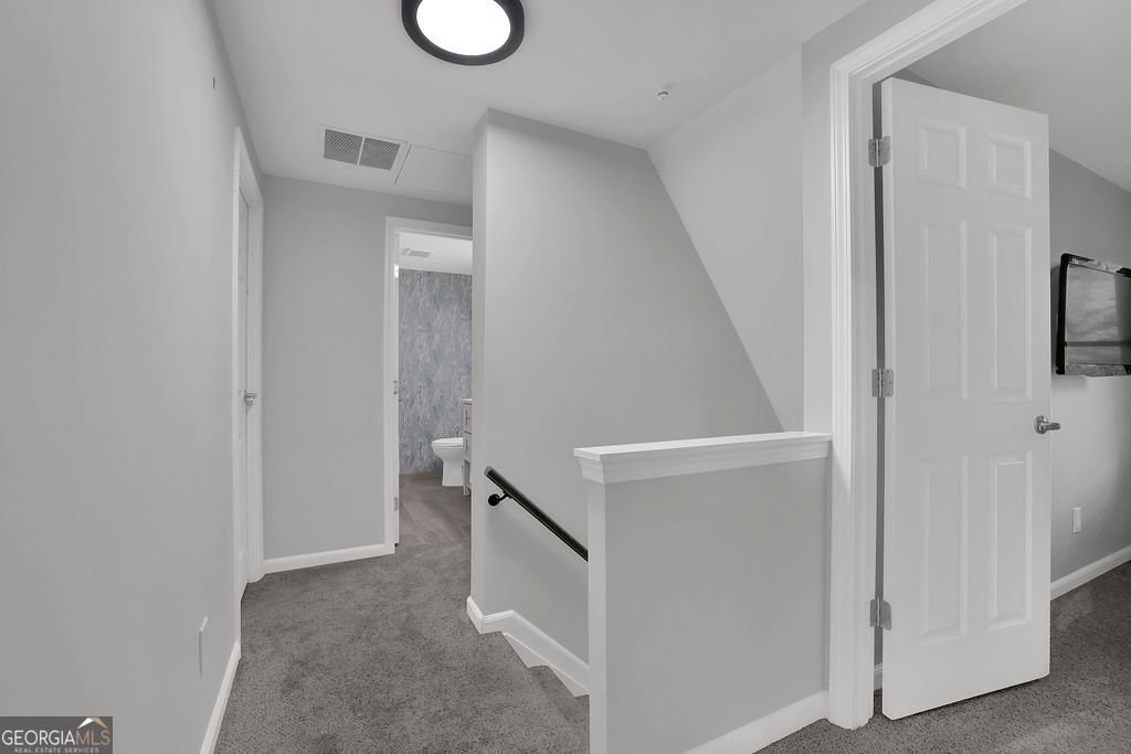 9715 Pond Circle Roswell - 17