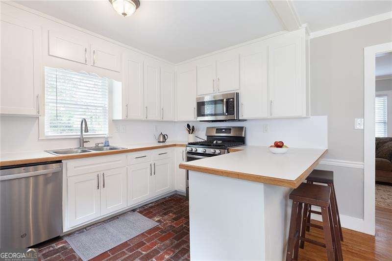 221 Wright Street Marietta - 10