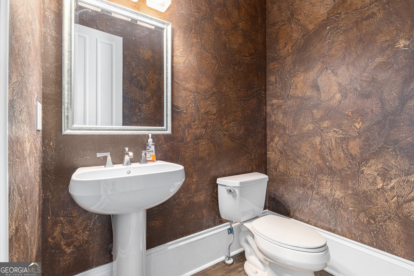5005 Heatherwood Court Roswell - 38