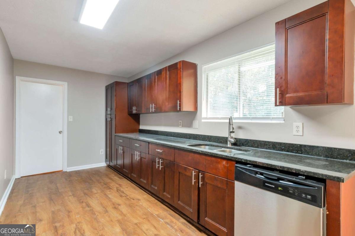 4767 White Oak Path Stone Mountain - 12
